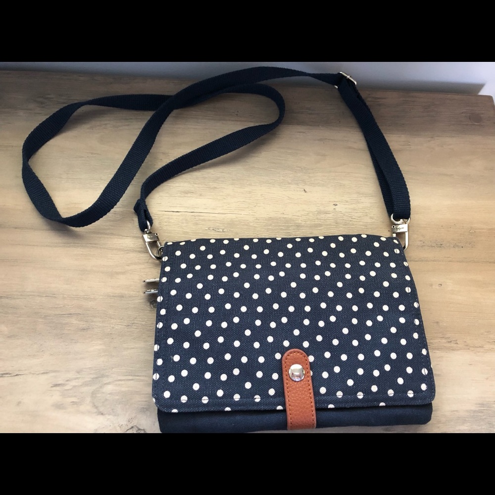 Thirty one double up crossbody
